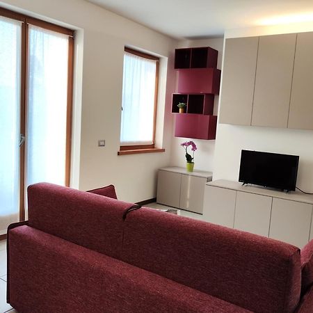 Apartamento Jasmine Malpensa Express And Train To Milano Busto Arsizio Exterior foto